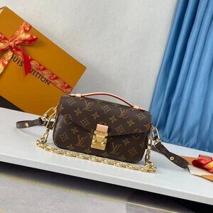 Elegant Louis Vuitton Monogram Crossbody Bag